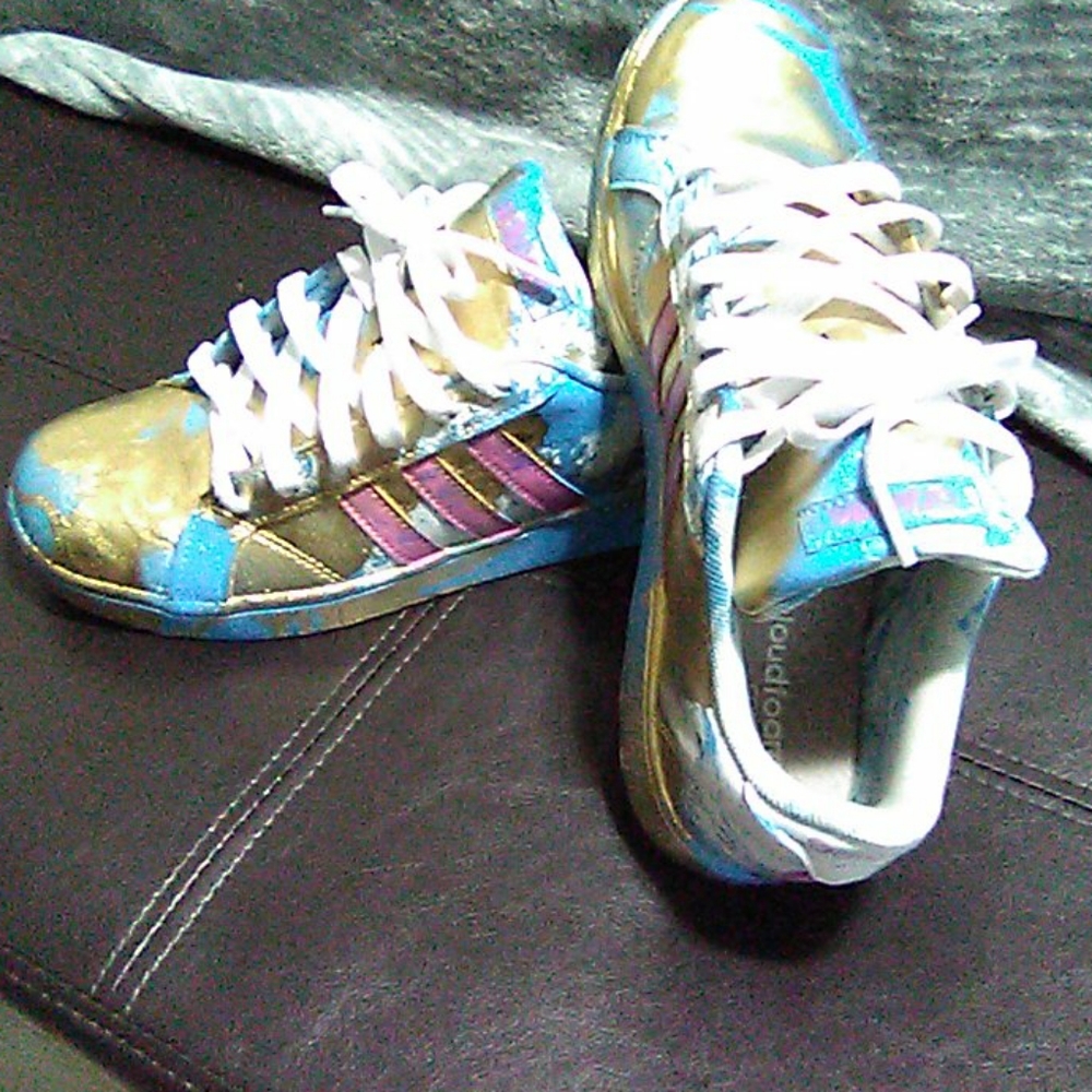 Unique adidas womans